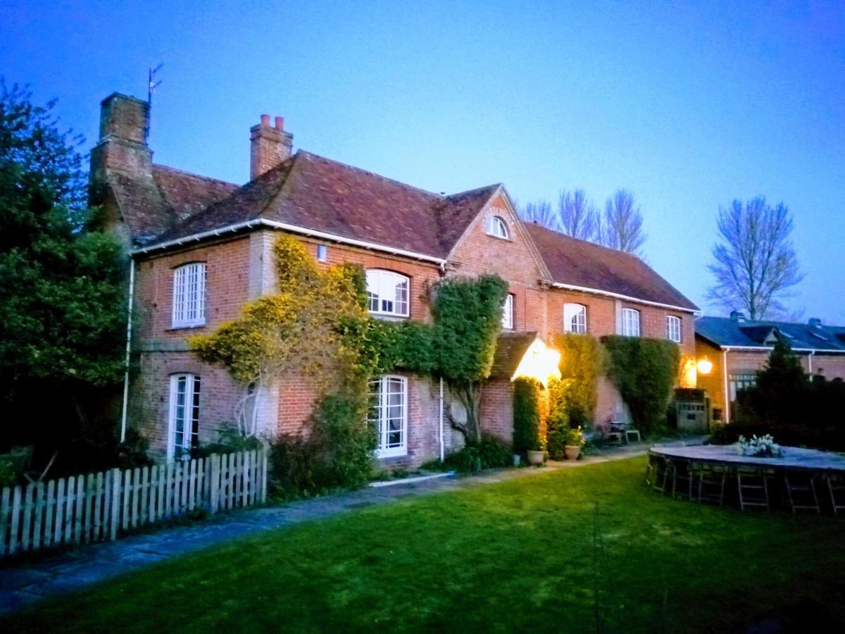 Bridge Farmhouse - Eight Ensuite Bedrooms Salisbury Dış mekan fotoğraf