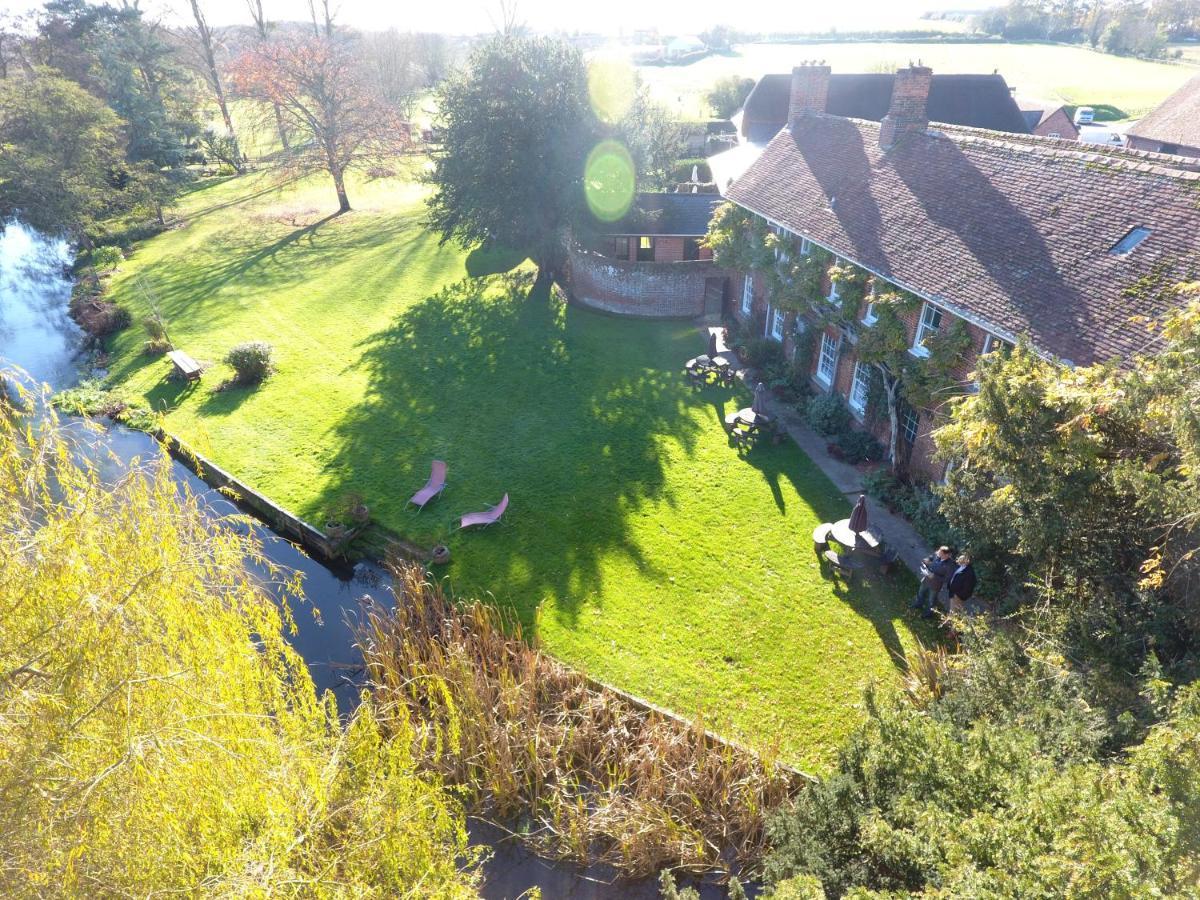 Bridge Farmhouse - Eight Ensuite Bedrooms Salisbury Dış mekan fotoğraf